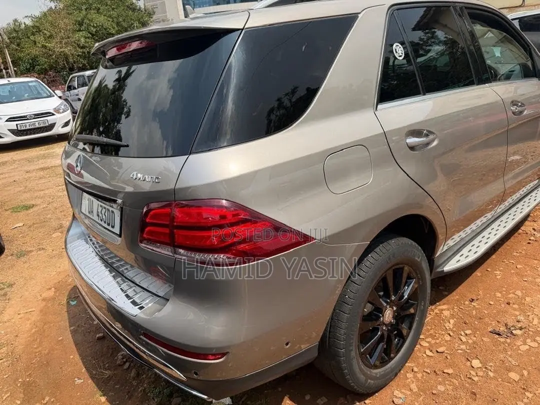 Mercedes-Benz GLE-Class 2016 Ivory