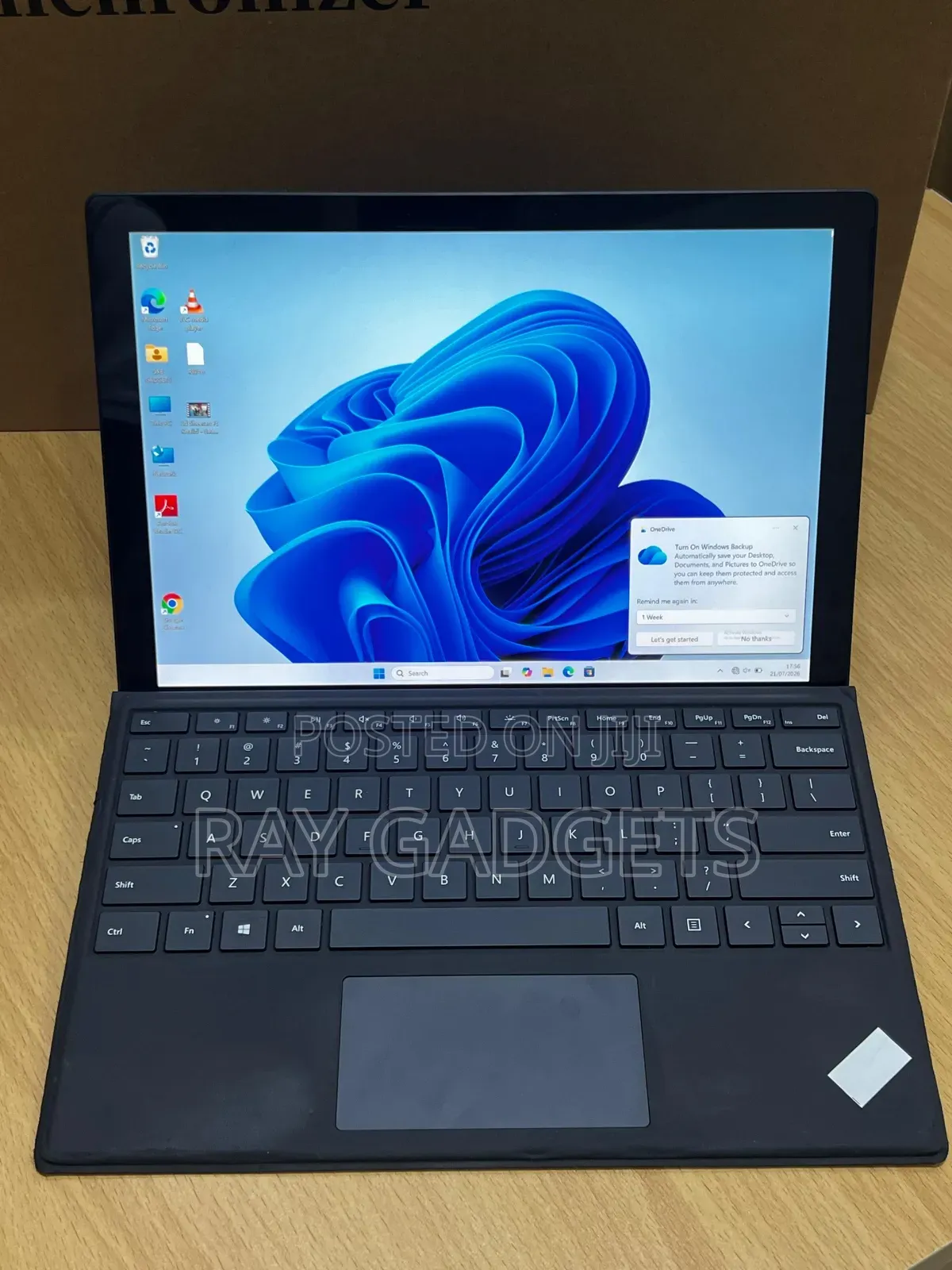 New Laptop Microsoft Surface Pro 7+ 8GB Intel Core i7 SSD 256GB