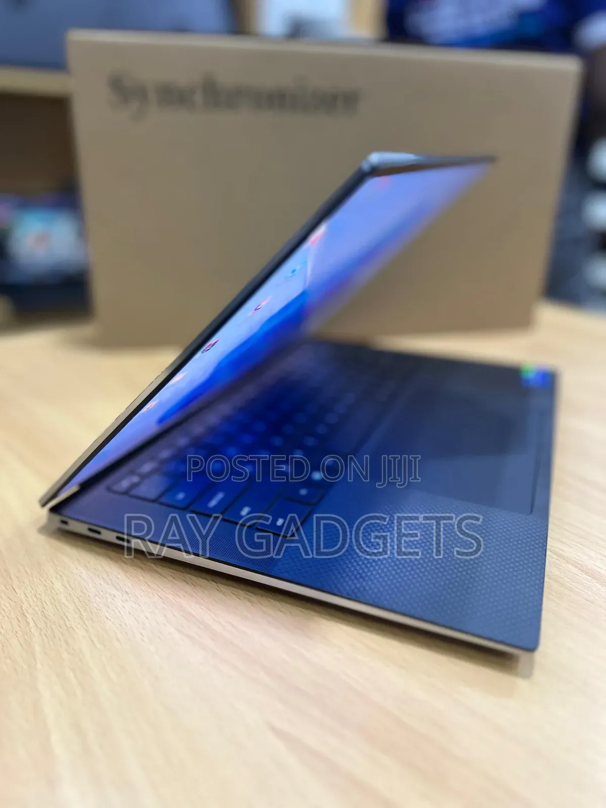 New Laptop Dell Precision 5560 16GB Intel Core i7 SSD 512GB