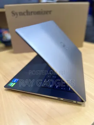New Laptop Dell Precision 5560 16GB Intel Core i7 SSD 512GB
