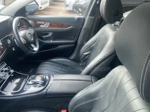Mercedes-Benz E400 2018 Gray