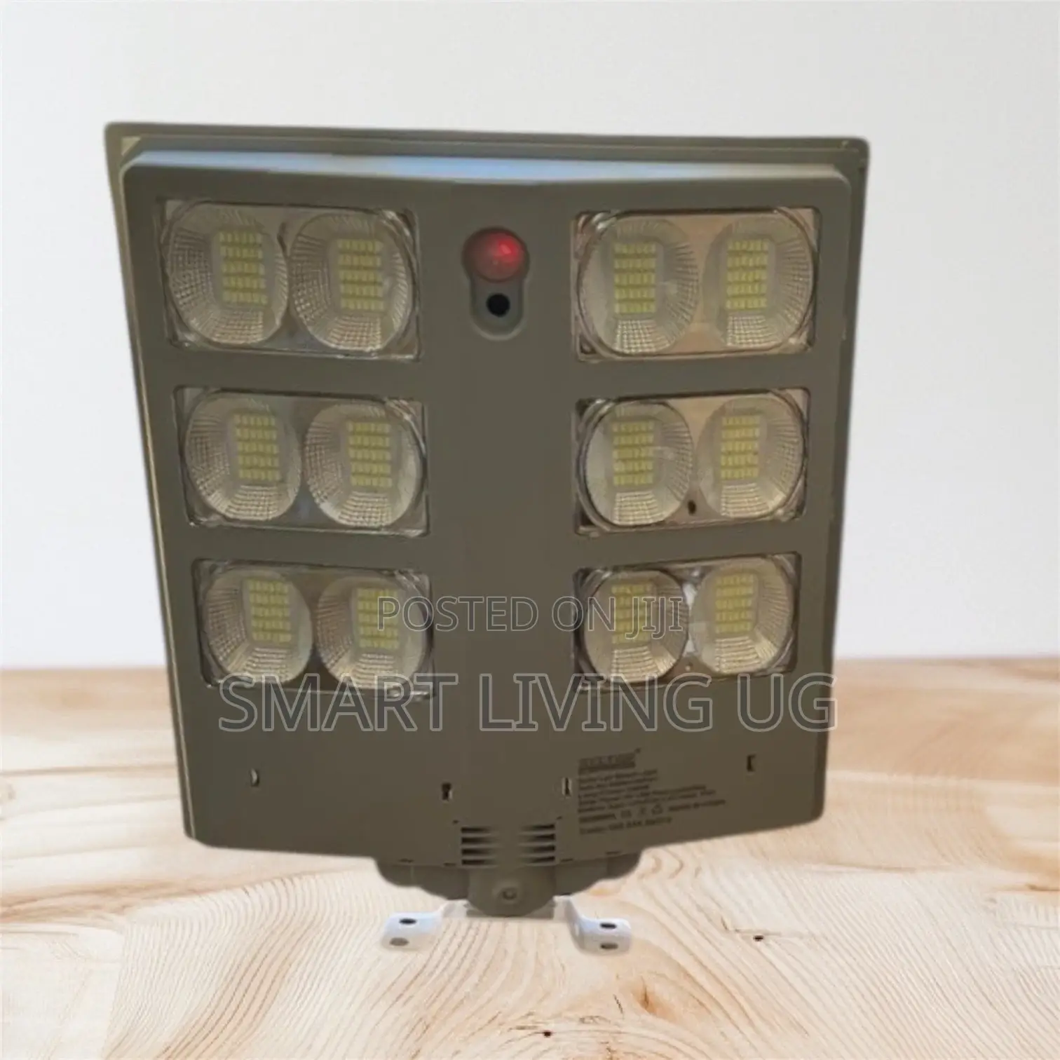 Premium 1000W Solar Street Light – Energy Saving