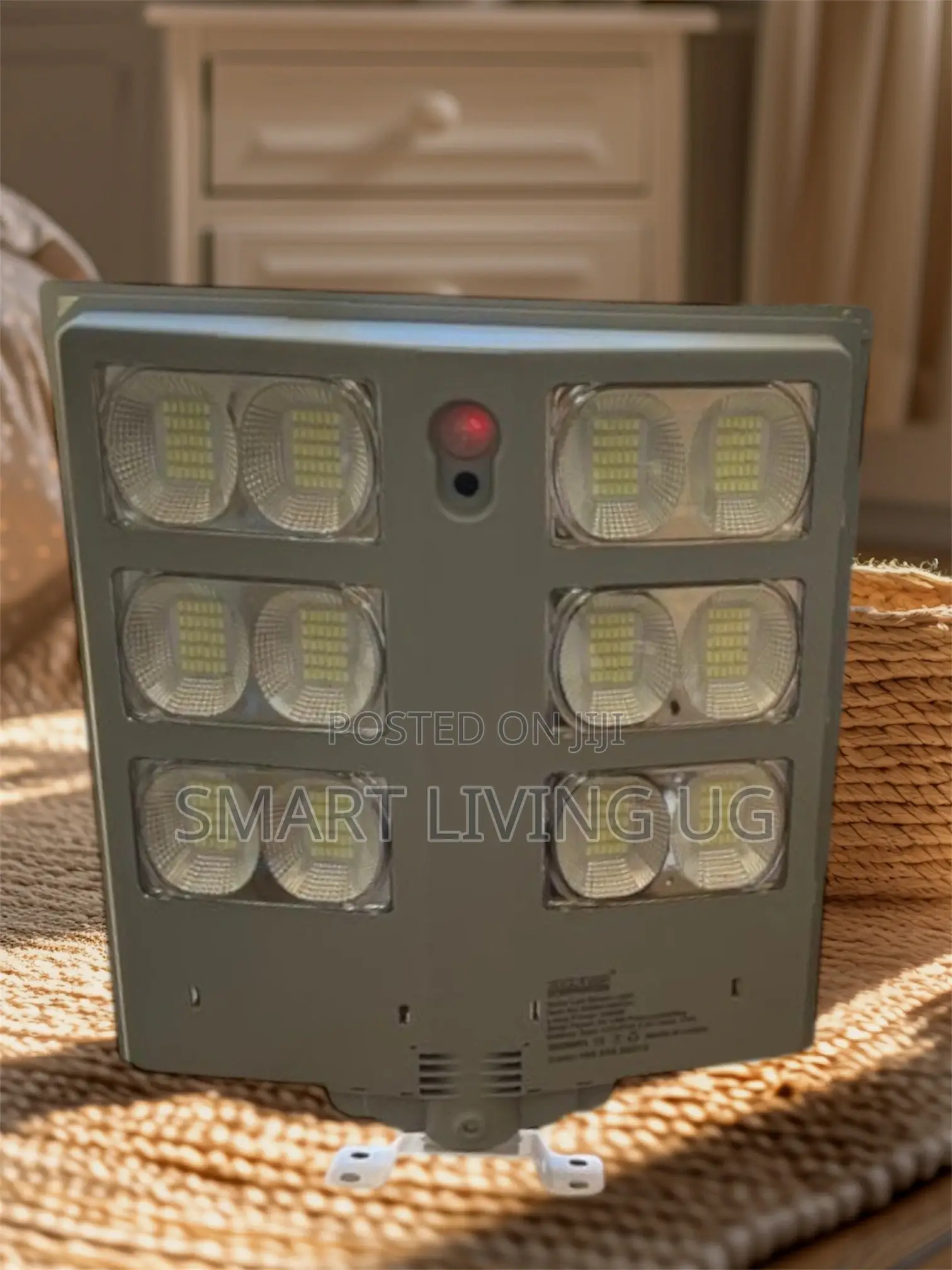 Premium 1000W Solar Street Light – Energy Saving