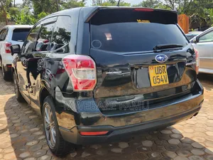 Subaru Forester 2014 Black