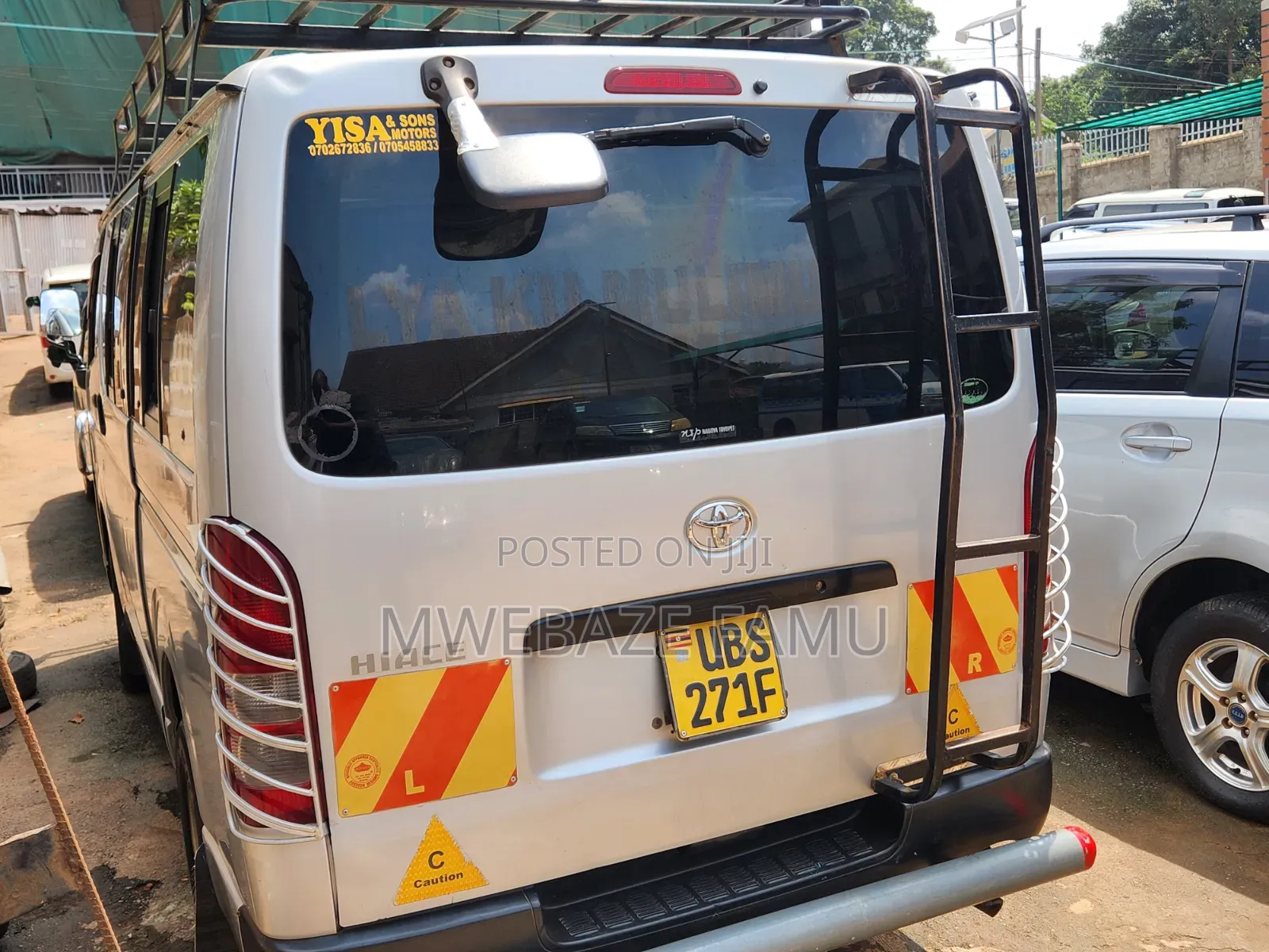 Toyota HiAce 2010 Silver