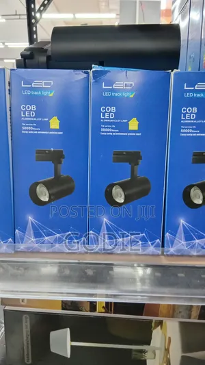 COB LED Track Light Designed for Focused, Adjustable Illumination In