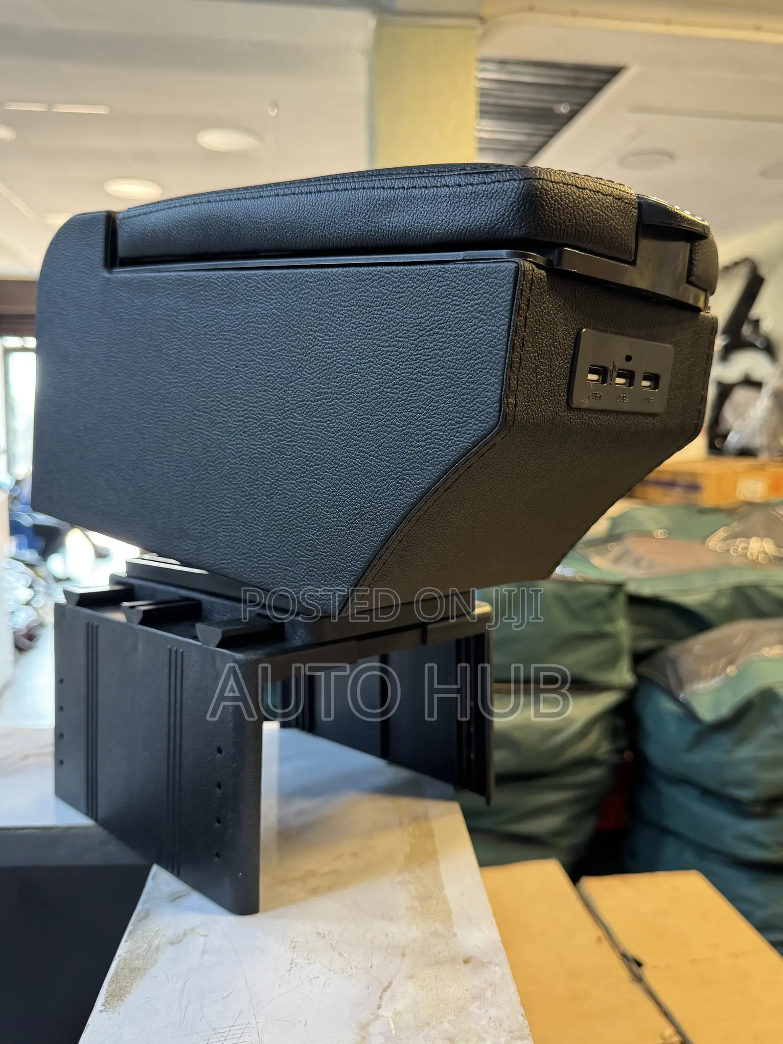 Universal Car Armrest Console