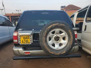 Nissan Terrano 2006 Black