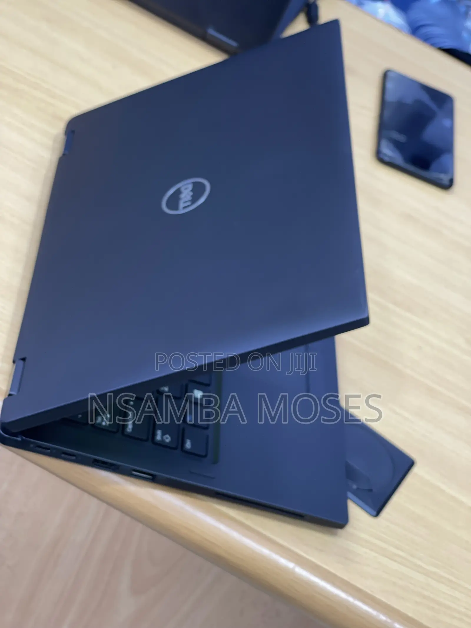 Laptop Dell Latitude 5289 2-in-1 16GB Intel Core i7 SSD 256GB