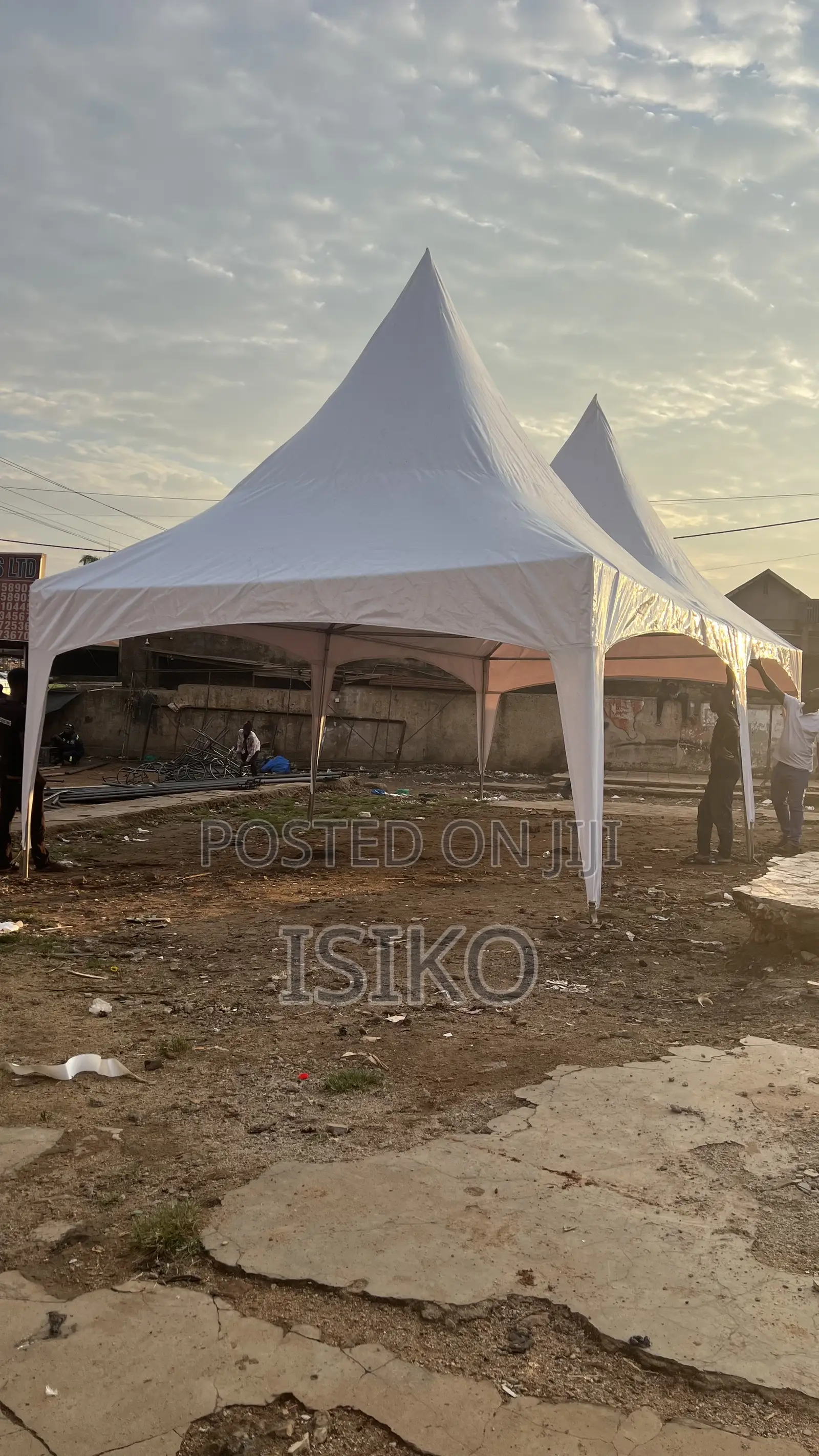 A Galvanized One Hundred Korean Material Seater Tent