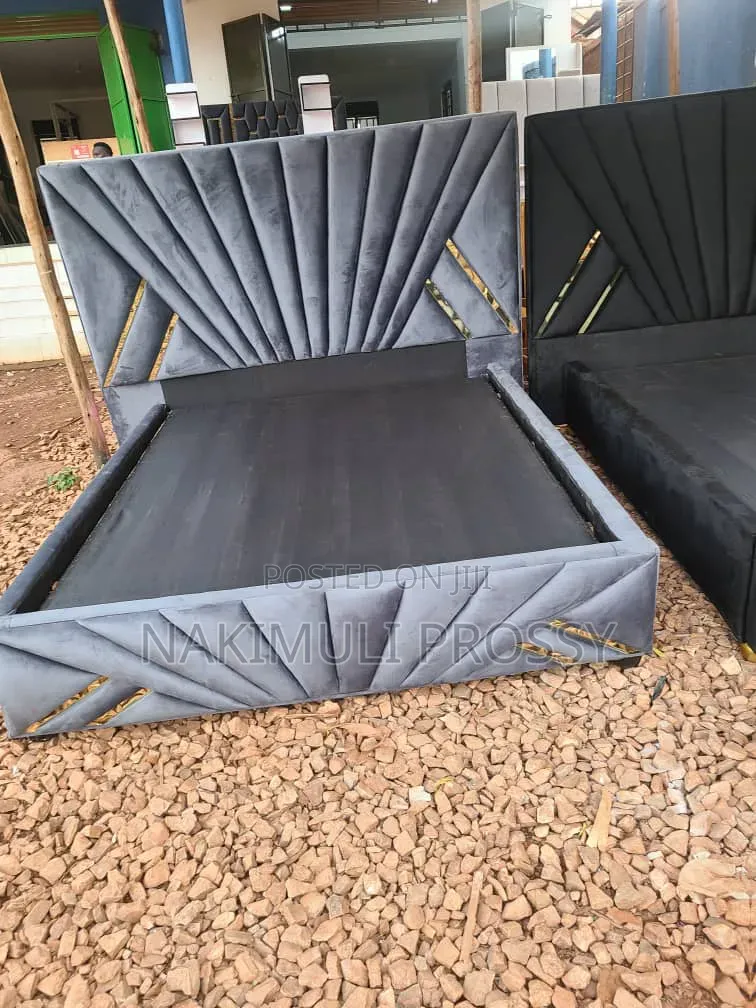 5by6 Gray Fabric Bed With 8 Gold Stickers