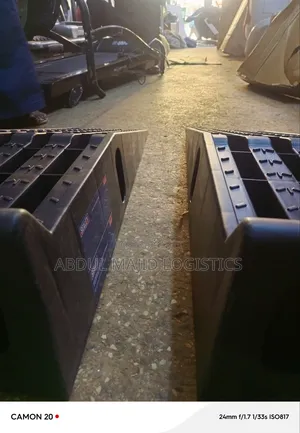 Heavy-Duty Plastic Auto Service Ramps