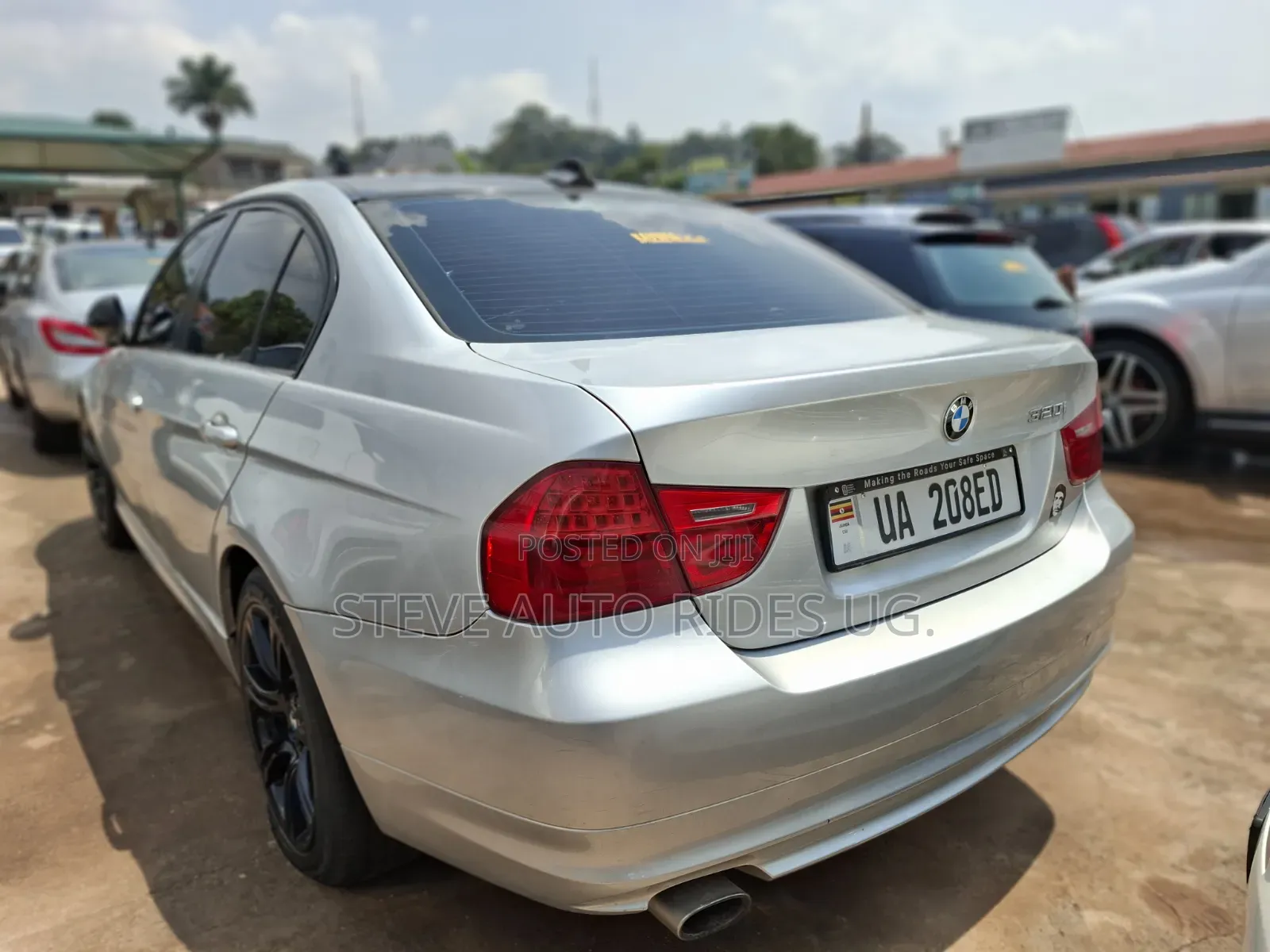 BMW 320i 2012 Silver