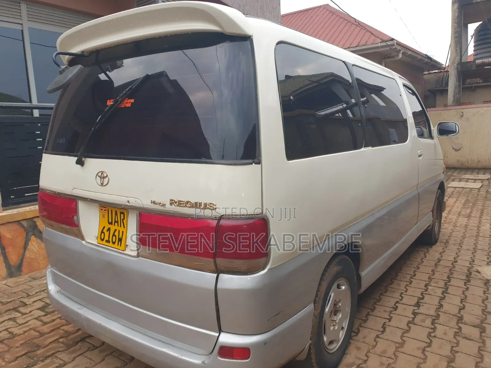 Toyota Regius 1998 White
