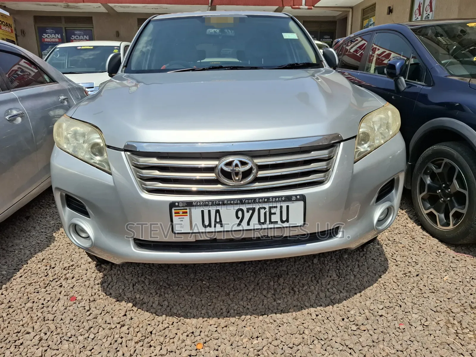 Toyota Vanguard 2010 Silver