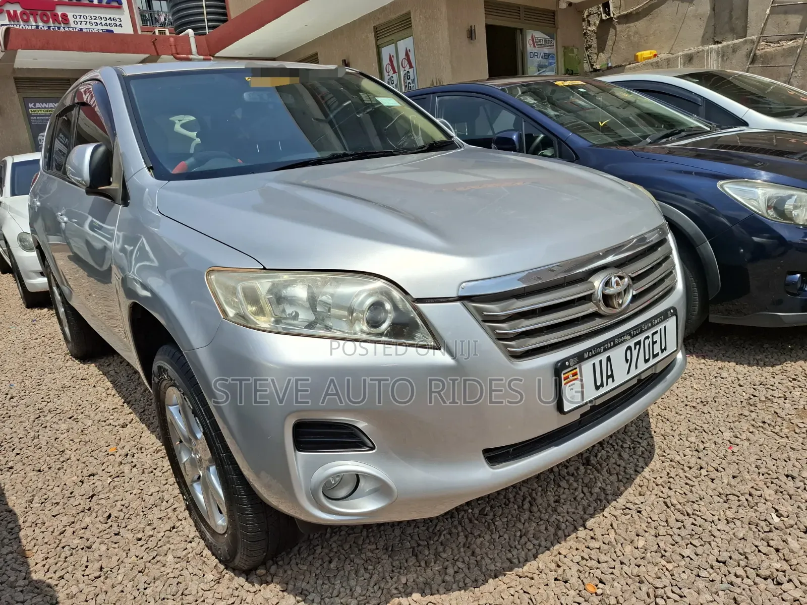 Toyota Vanguard 2010 Silver