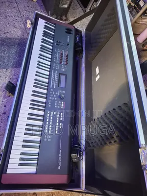 Yamaha Synthesiser Moxf8