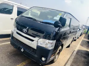 Toyota HiAce 2012 Black