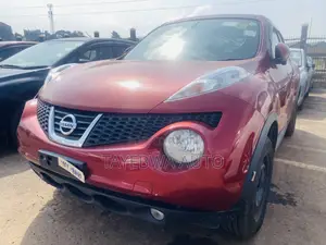 Nissan Juke 2017 Red