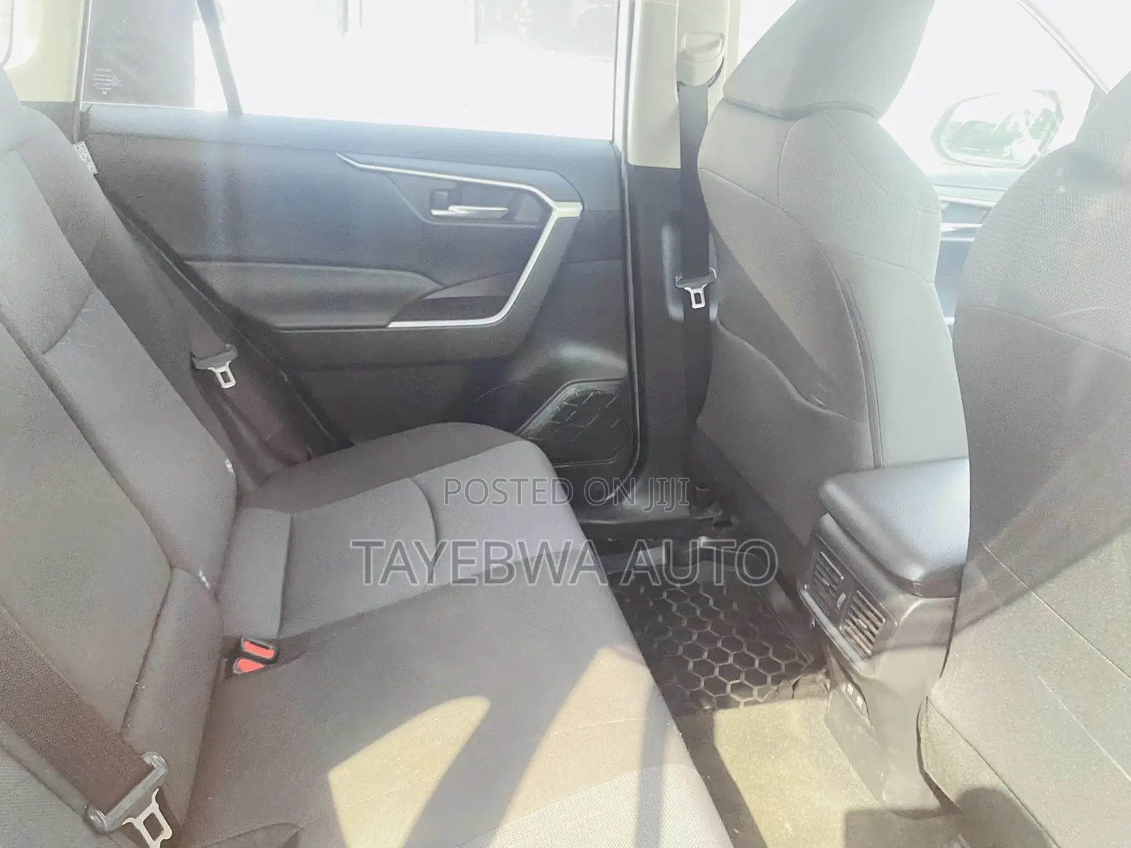 Toyota RAV4 2020 White