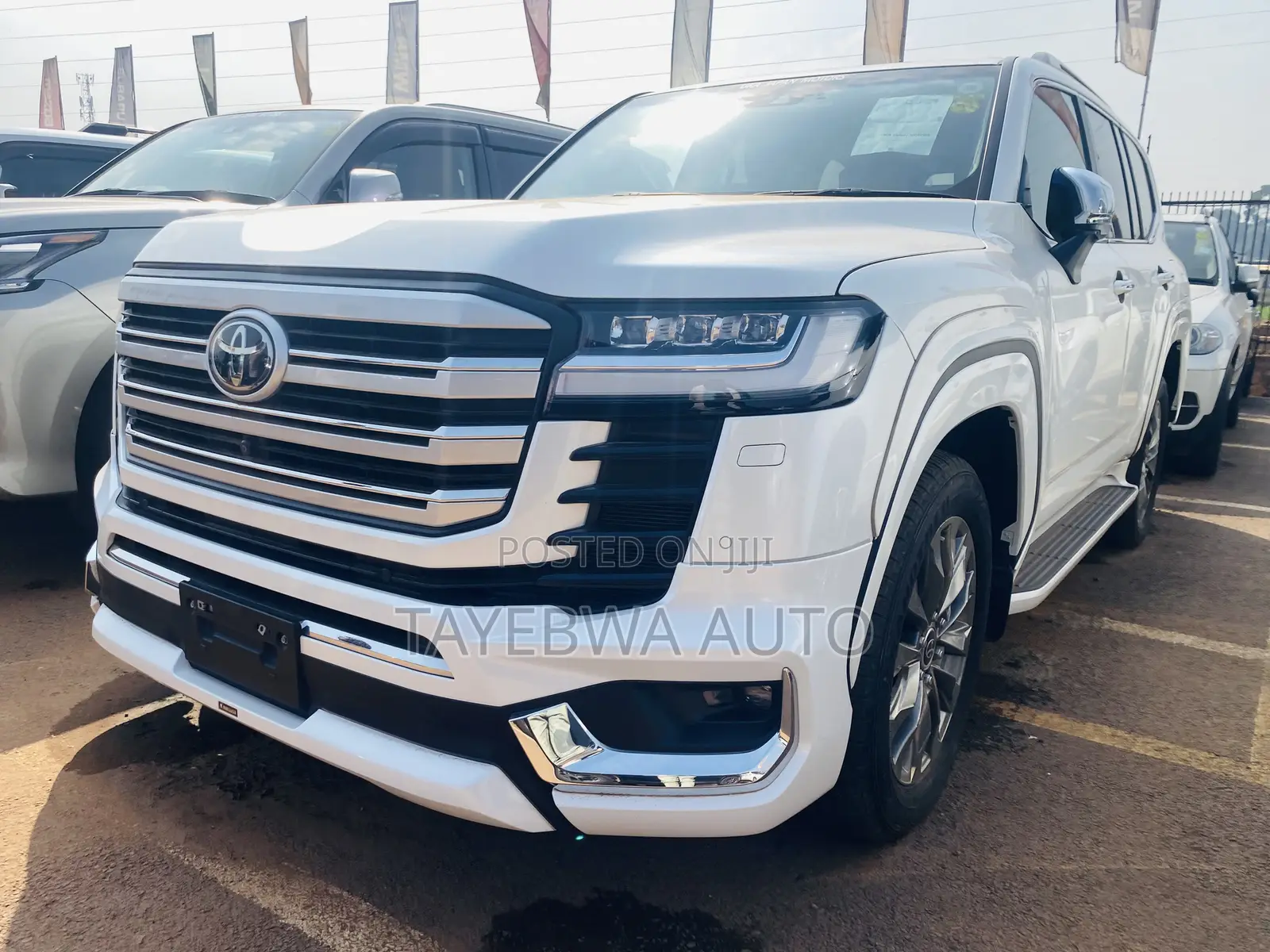 Toyota Land Cruiser 2023 White