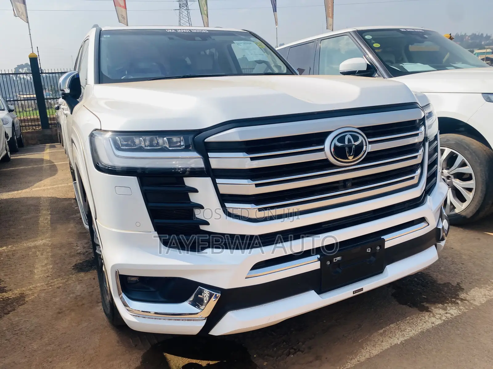 Toyota Land Cruiser 2023 White