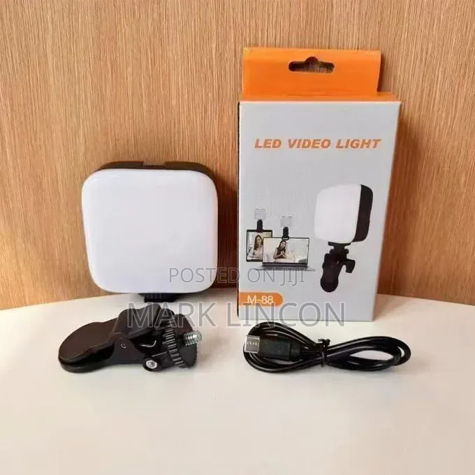 M-88 Portable LED Video Light Clip-on Fill Light for Laptops