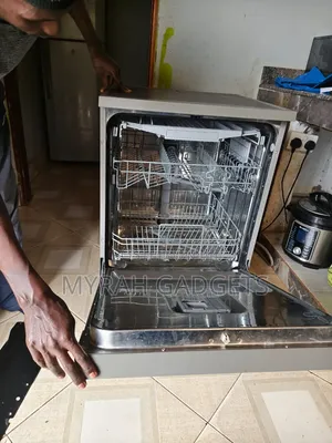 Experts in Repairing Freestanding Stainless Steel Bosch Dishwasher