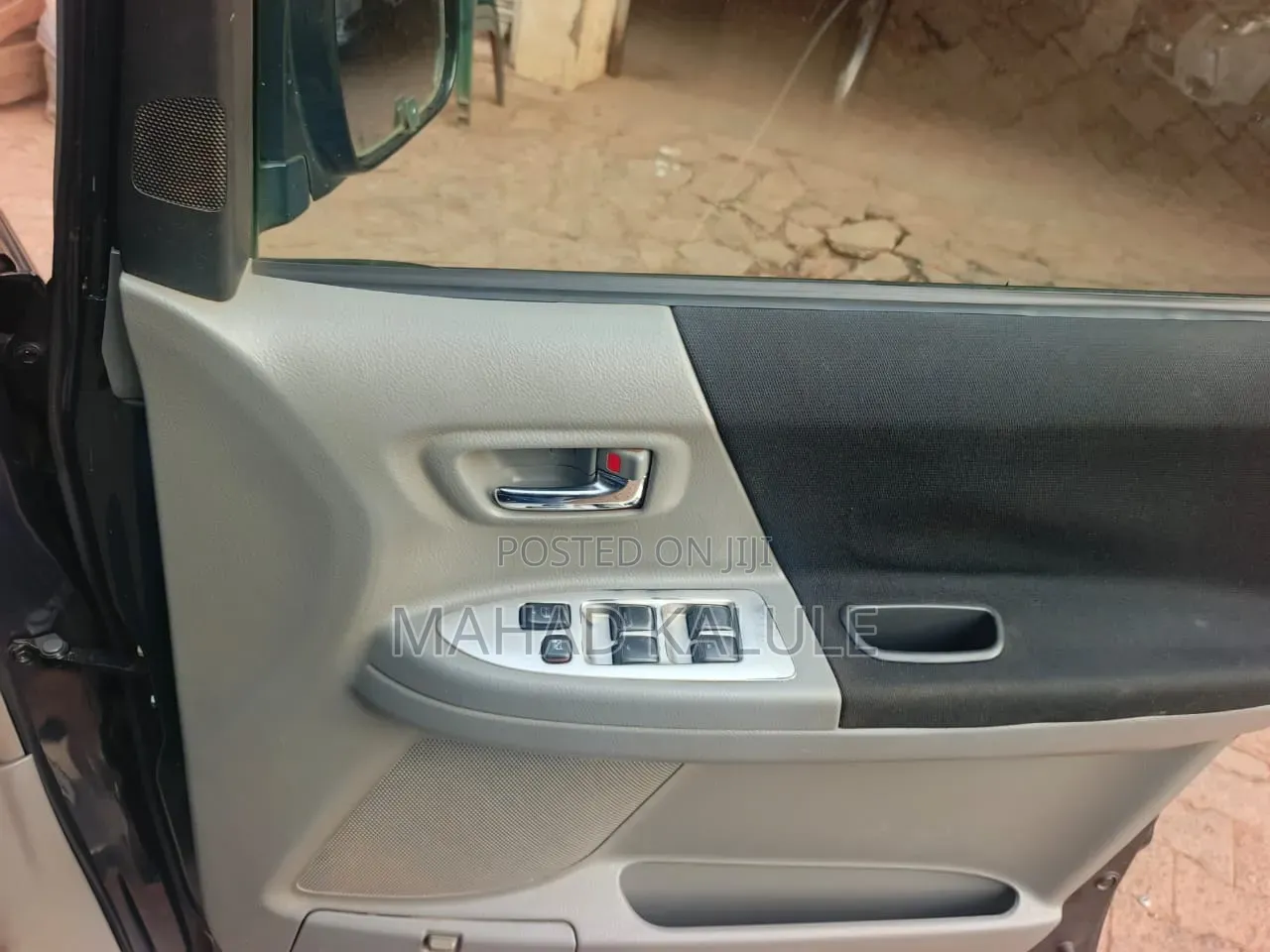 Toyota Noah 2007 Black