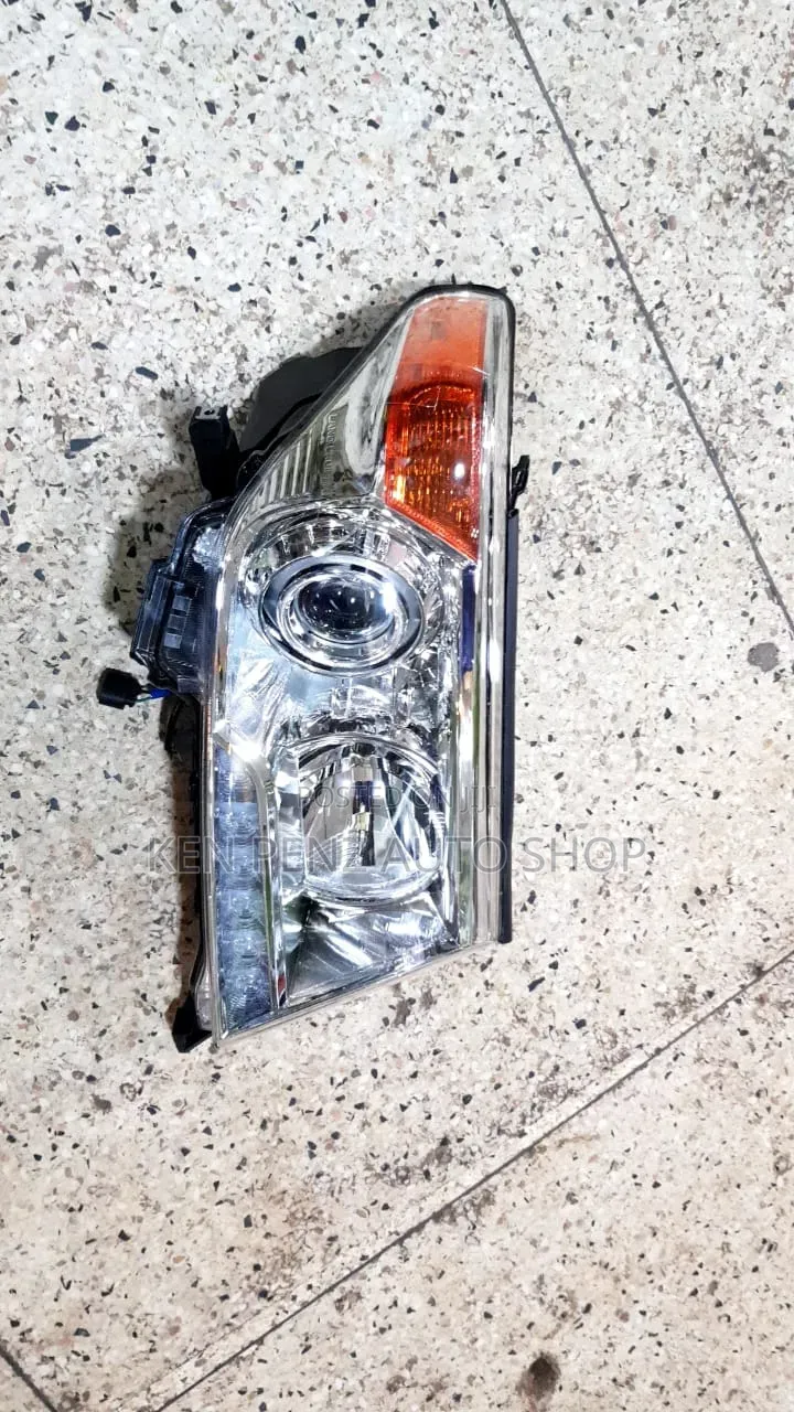 Landcruiser LC200 / J200 Headlamp 2014