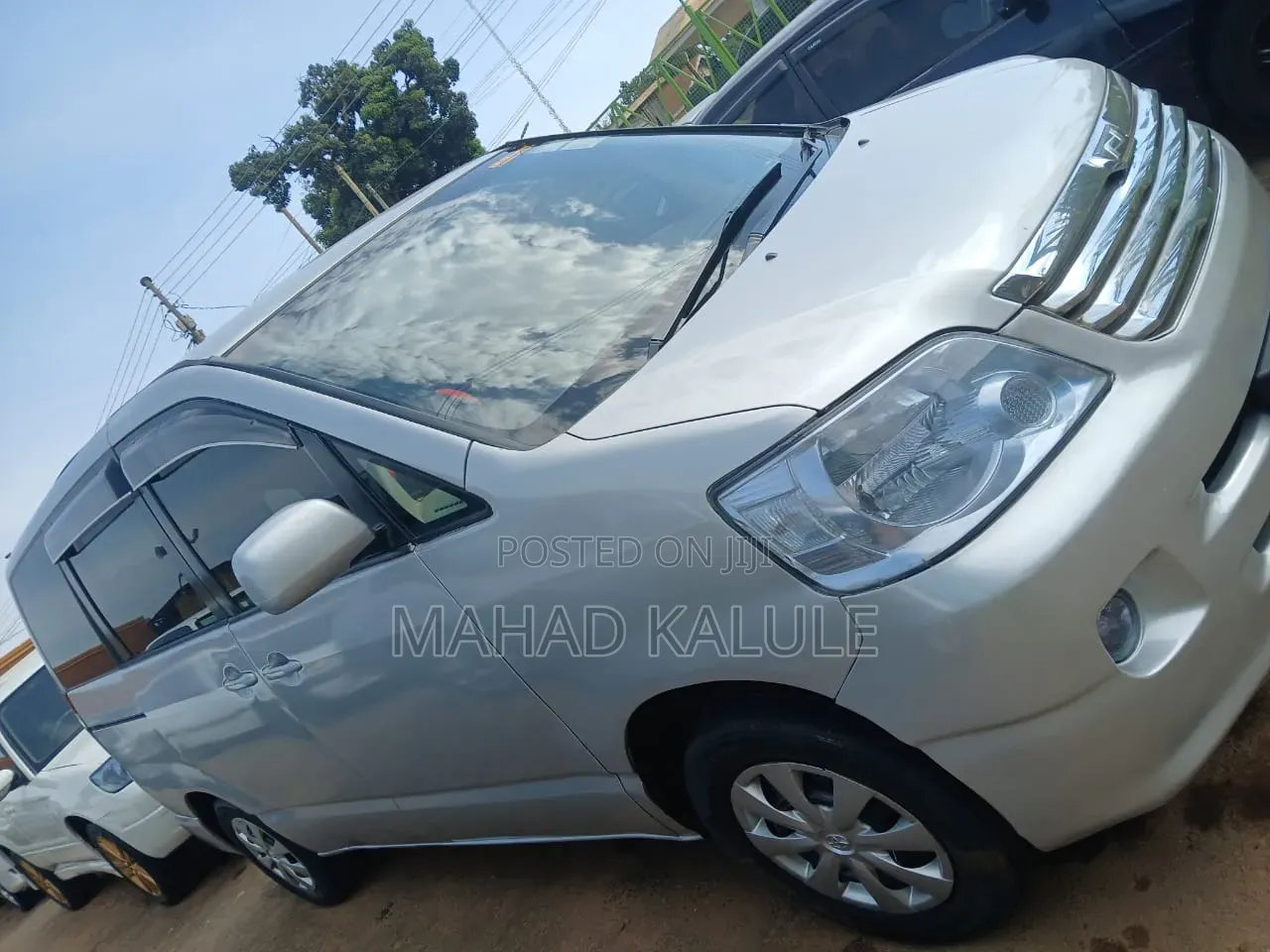 Toyota Noah 2005 Silver