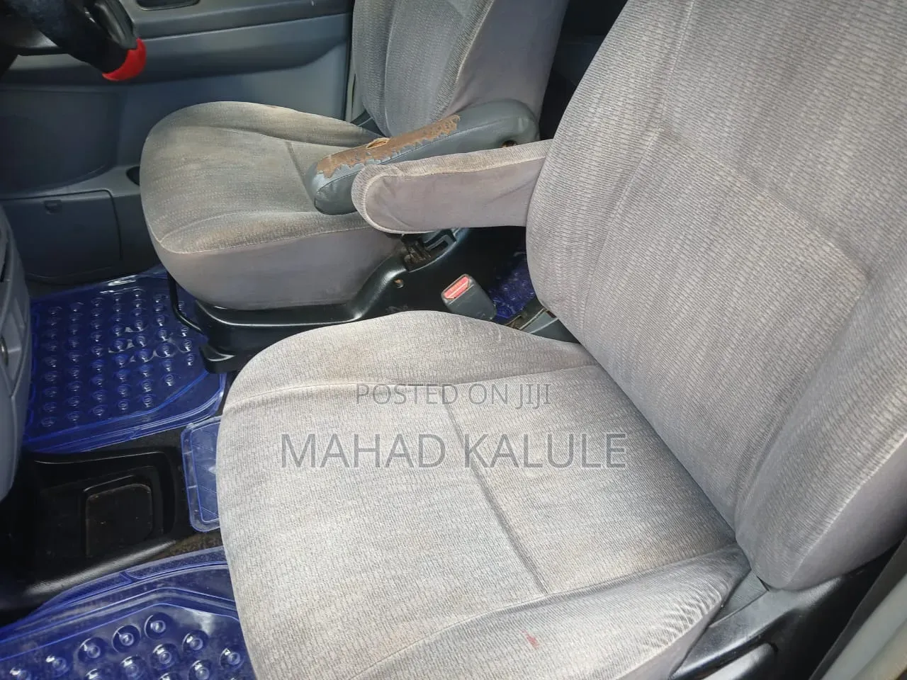Toyota Noah 2005 Silver