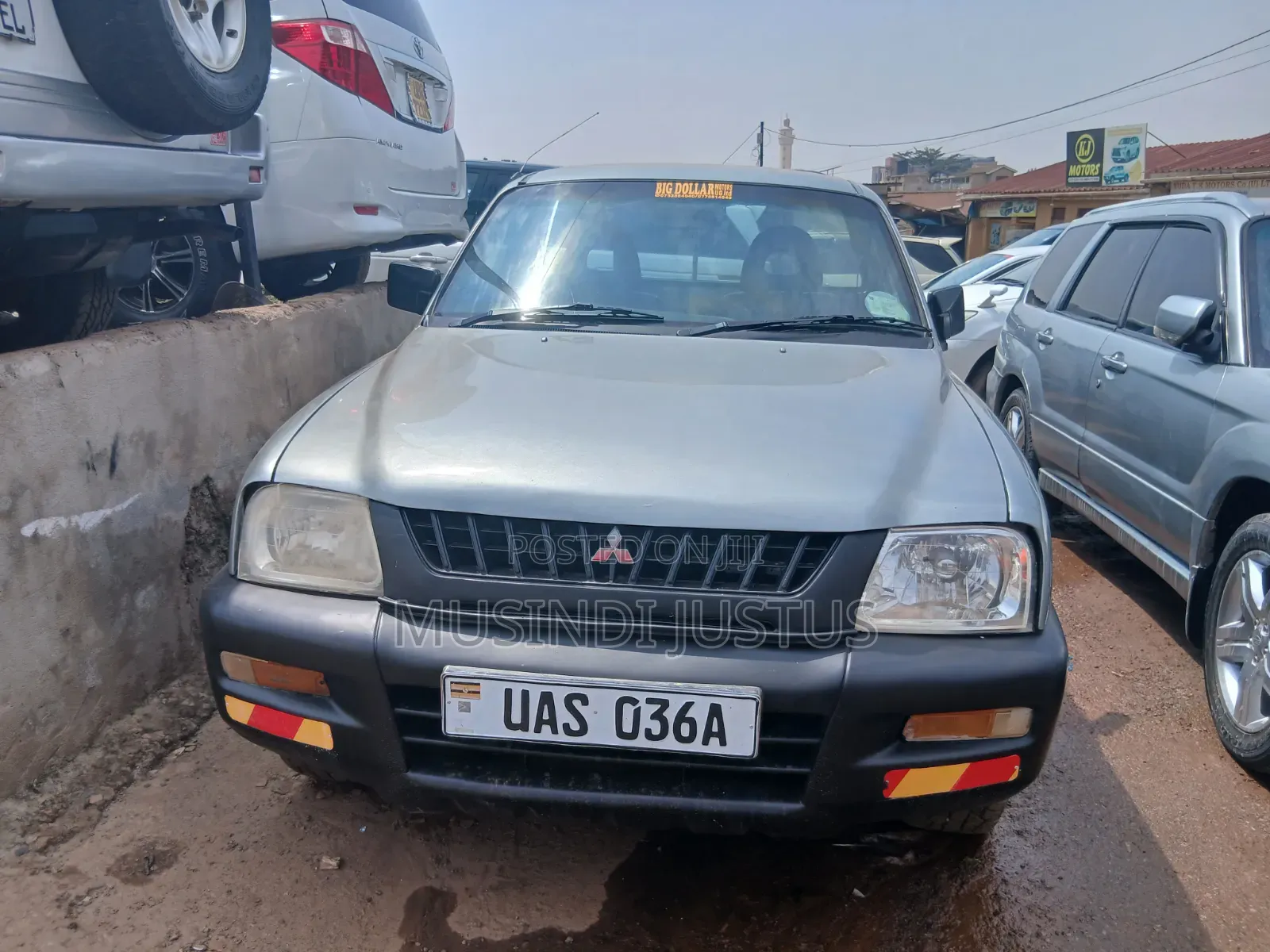 Nissan Pick-Up 2000 Green
