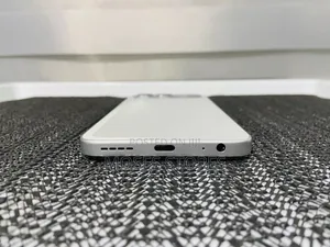 New Infinix Smart 10 Plus 128 GB White