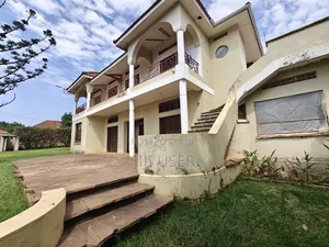 10bdrm House in Division A for sale