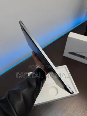 Laptop Apple MacBook Pro 2020 M1 16GB Apple M1 Pro SSD 512GB