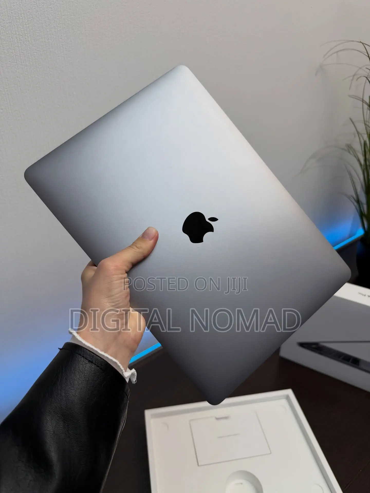 Laptop Apple MacBook Pro 2020 M1 16GB Apple M1 Pro SSD 512GB