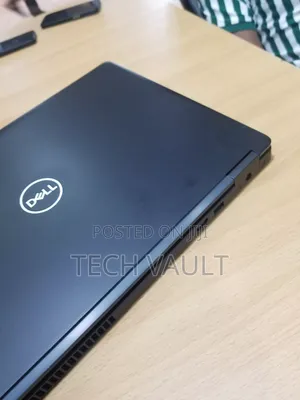 New Laptop Dell Latitude 5590 8GB Intel Core i5 SSD 256GB