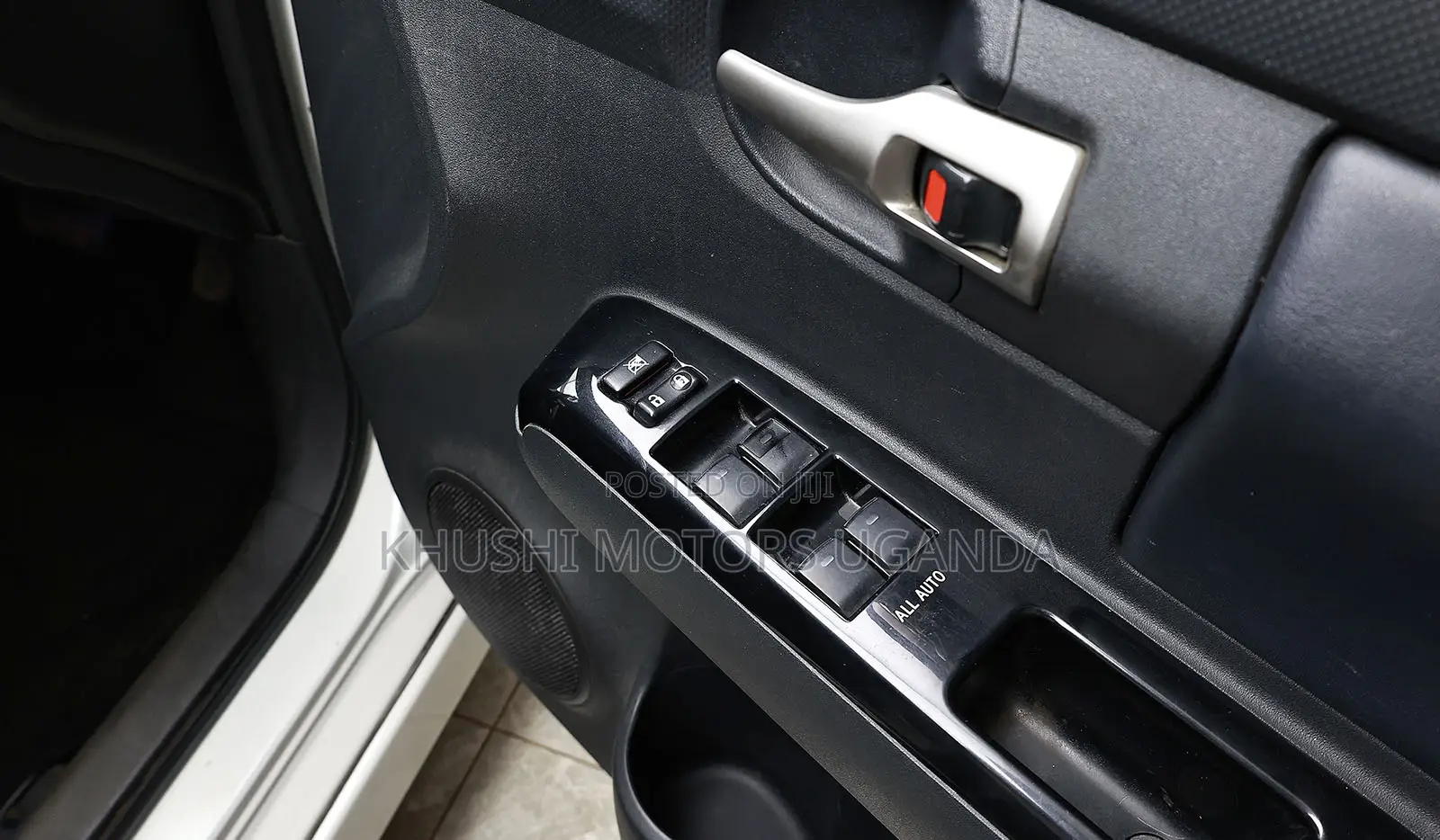 Toyota Corolla Rumion 2013 White