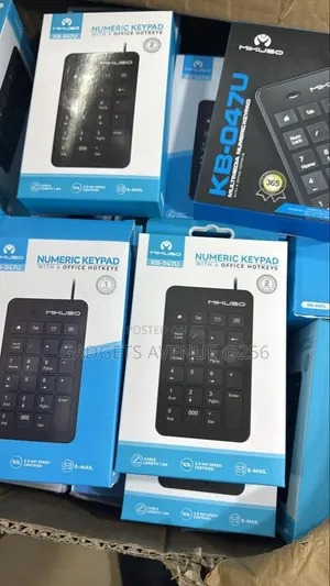Numeric Keypad Featuring a Black Design and Four Office Hotkeys