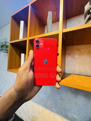 Apple iPhone 11 64 GB Red