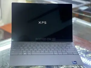 Laptop Dell XPS 13 9320 16GB Intel Core i7 SSHD (Hybrid) 512GB