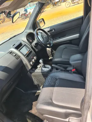 Nissan X-Trail 2012 Silver