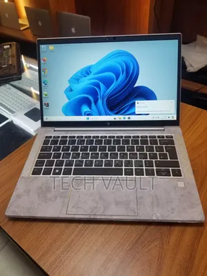 Laptop HP EliteBook 830 G8 8GB Intel Core i7 SSD 512GB