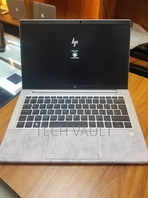 Laptop HP EliteBook 830 G8 8GB Intel Core i7 SSD 512GB