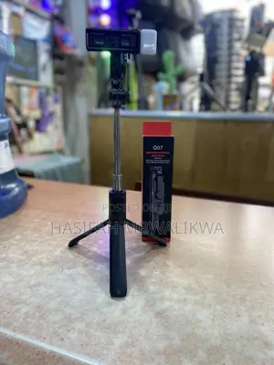 Bluetooth Selfie Stick