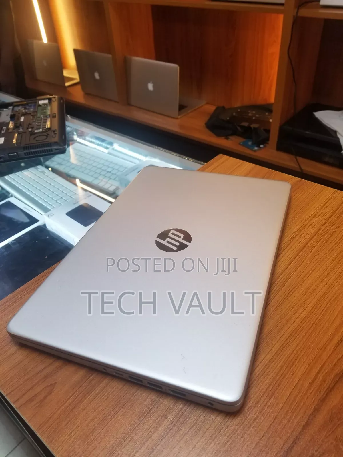 New Laptop HP 14S 8GB Intel Core i5 SSD 256GB