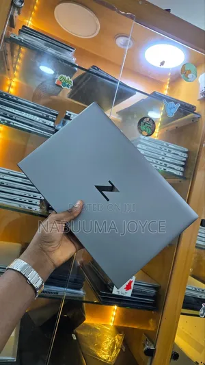 New Laptop HP Zbook Studio G7 16GB Intel Core i7 SSD 512GB