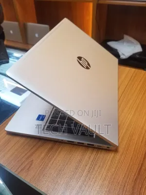 New Laptop HP ProBook 650 G8 8GB Intel Core i5 SSD 512GB