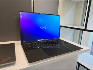 New Laptop Dell XPS 13 9343 8GB Intel Core i5 SSD 256GB